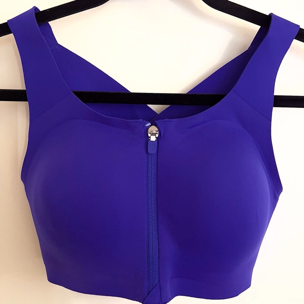 Lululemon Front Zip Sports Bra (34D)
